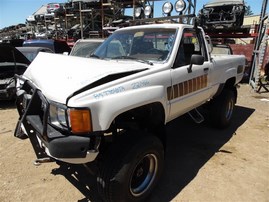 1985 TOYOTA PICKUP STANDARD CAB SR5 WHITE 2.4 MT 4WD Z21466